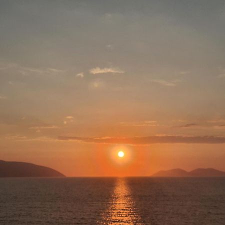 Darla Sea View Apartment Vlorë 外观 照片